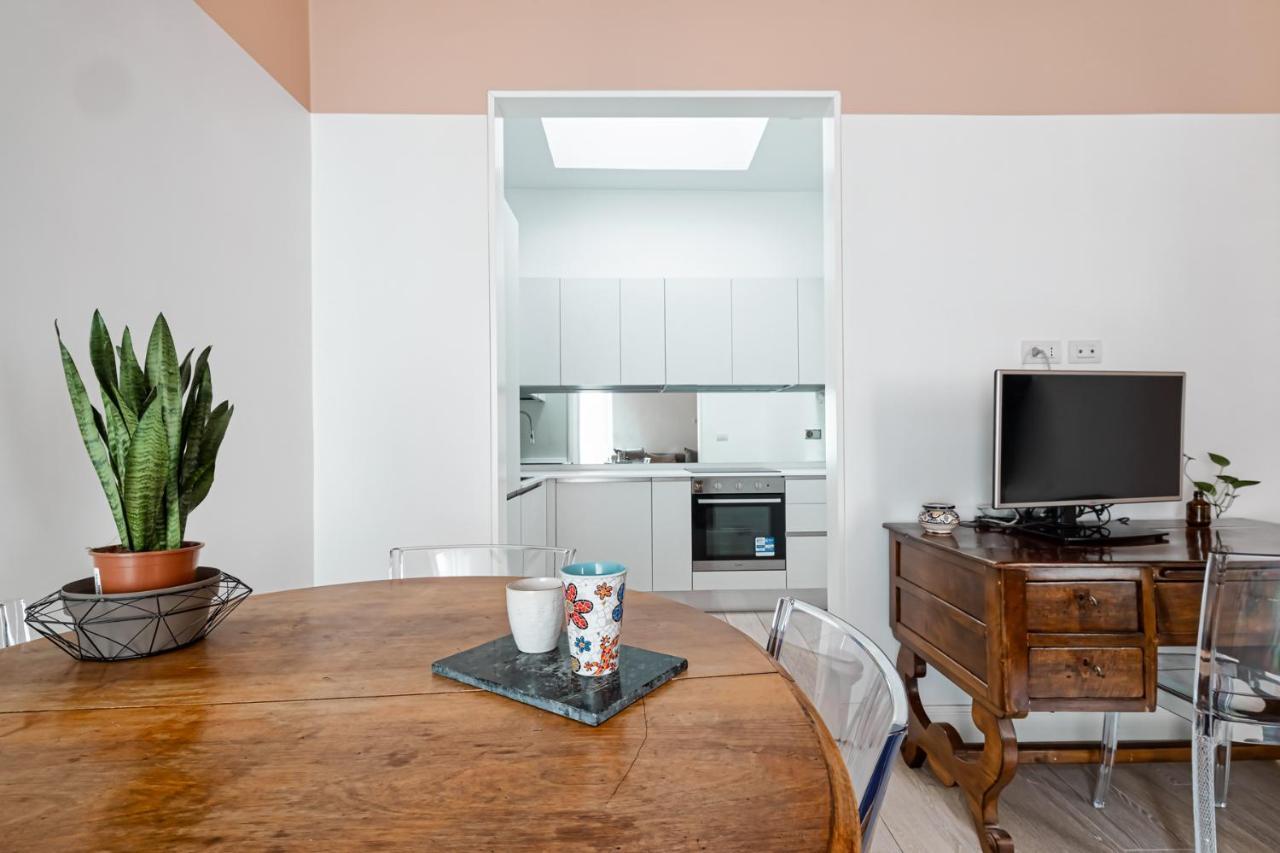 Fontana Di Trevi!! Comfy&elegant 3bedroom 2bath Rom