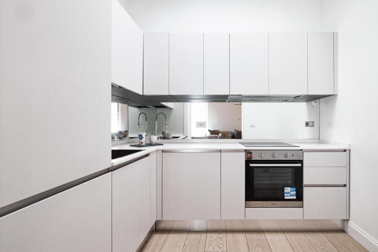 Apartment Fontana Di Trevi!! Comfy&elegant 3bedroom 2bath Rom